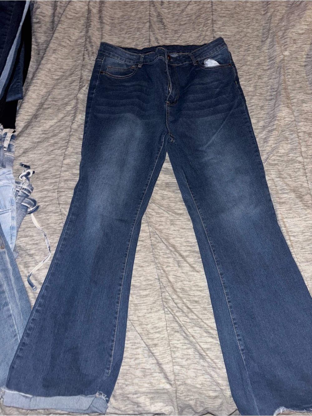 14 pair of jeans Light Blue & Black Distressed Women's Jeans Stack - Picture 4 of 15